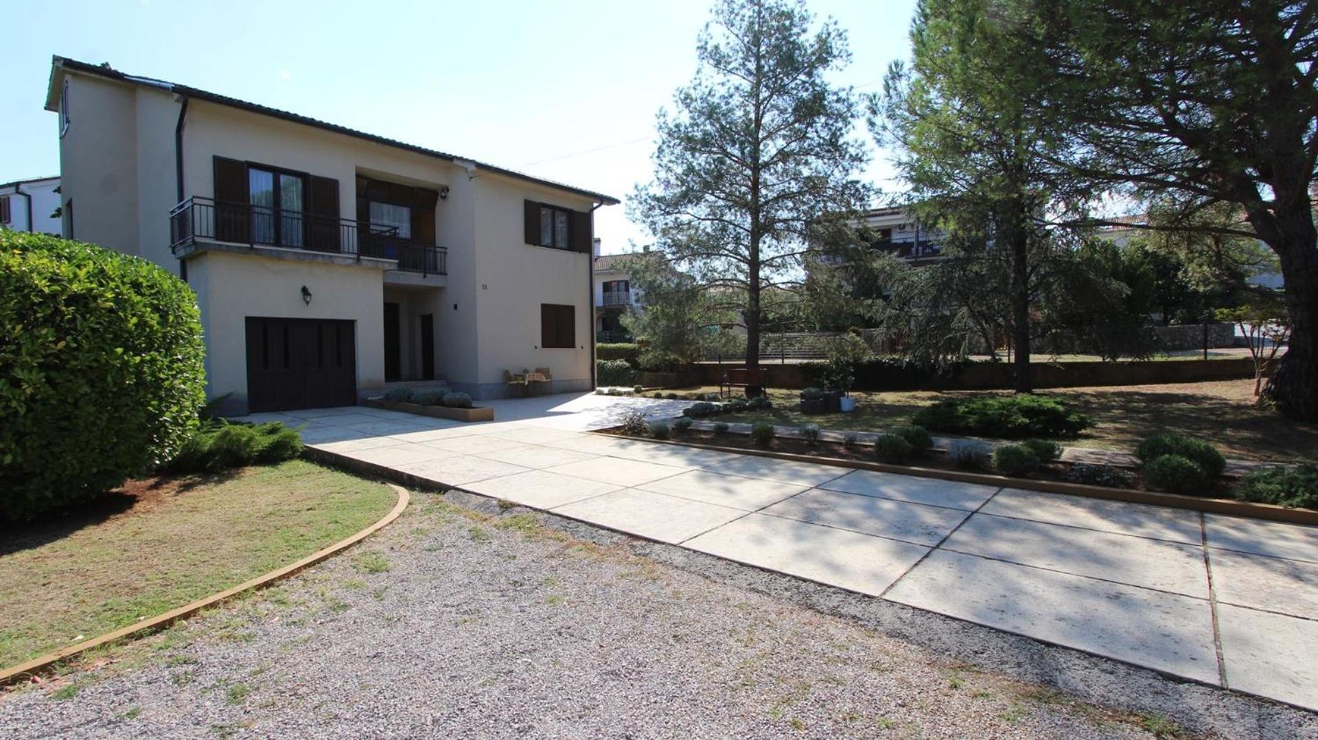 Apartment Studio Ljutic Malinska Εξωτερικό φωτογραφία
