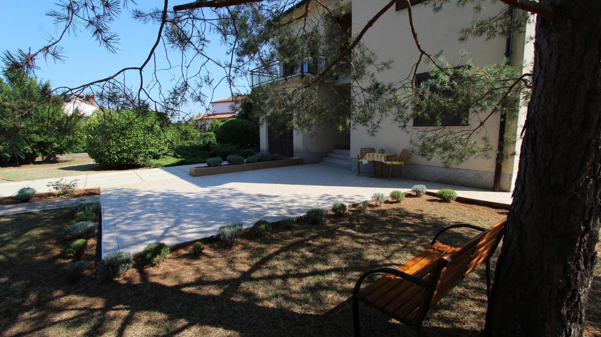 Apartment Studio Ljutic Malinska Εξωτερικό φωτογραφία