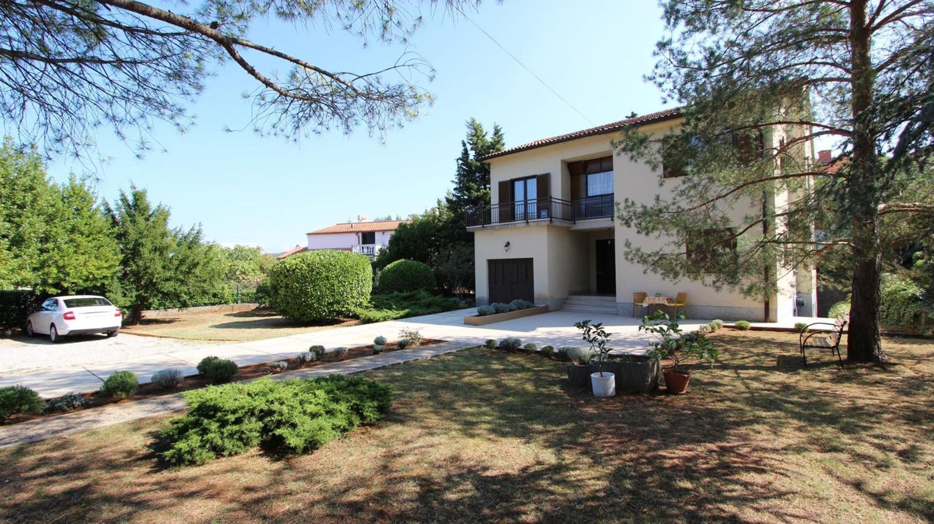 Apartment Studio Ljutic Malinska Εξωτερικό φωτογραφία